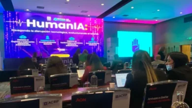 Líderes y expertos en talento humano y tecnología se reunieron en la Semana del Talento 2025 para debatir el impacto de la inteligencia artificial en el mundo laboral y su regulación en Colombia.