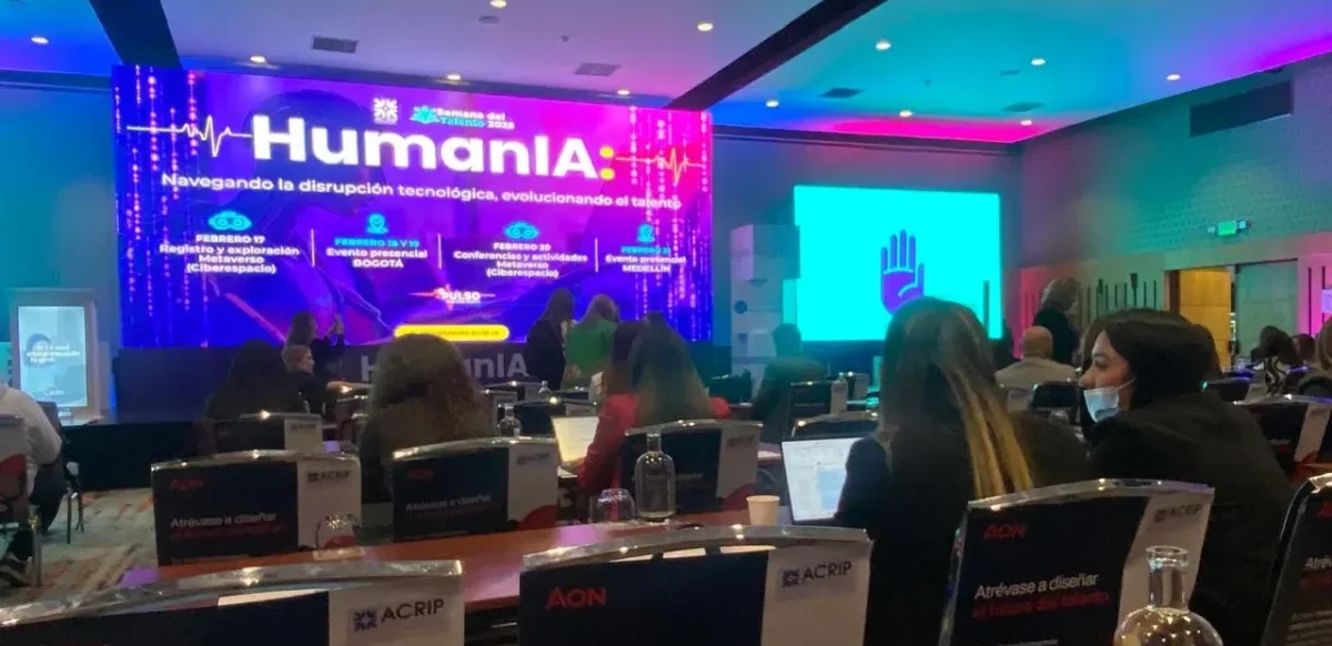 Líderes y expertos en talento humano y tecnología se reunieron en la Semana del Talento 2025 para debatir el impacto de la inteligencia artificial en el mundo laboral y su regulación en Colombia.