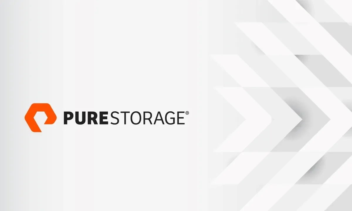 Pure Storage FlashArray ofrece una plataforma de almacenamiento de alto rendimiento, confiabilidad y seguridad, optimizando la gestión de datos en entornos híbridos.