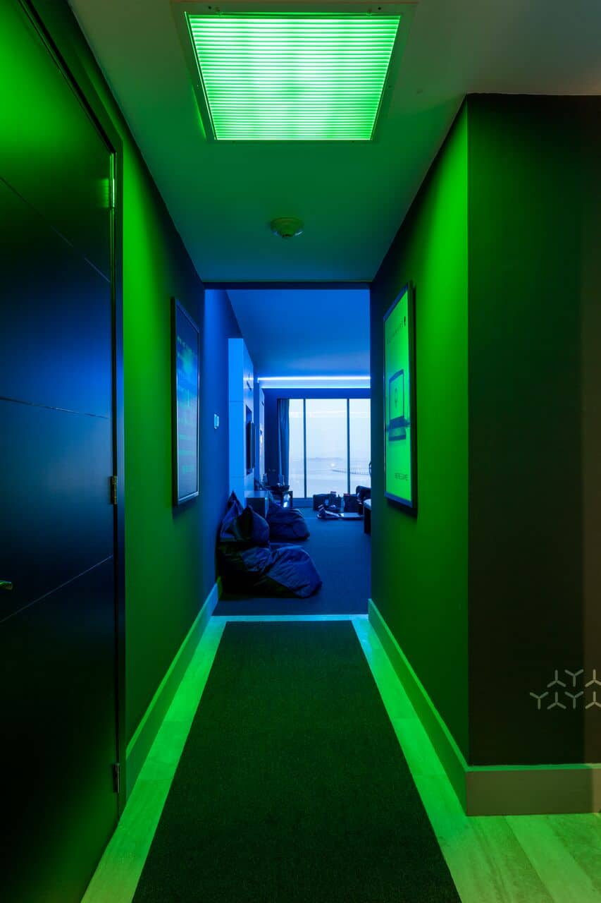 Alienware Room, la nueva habitación gamer de Hilton