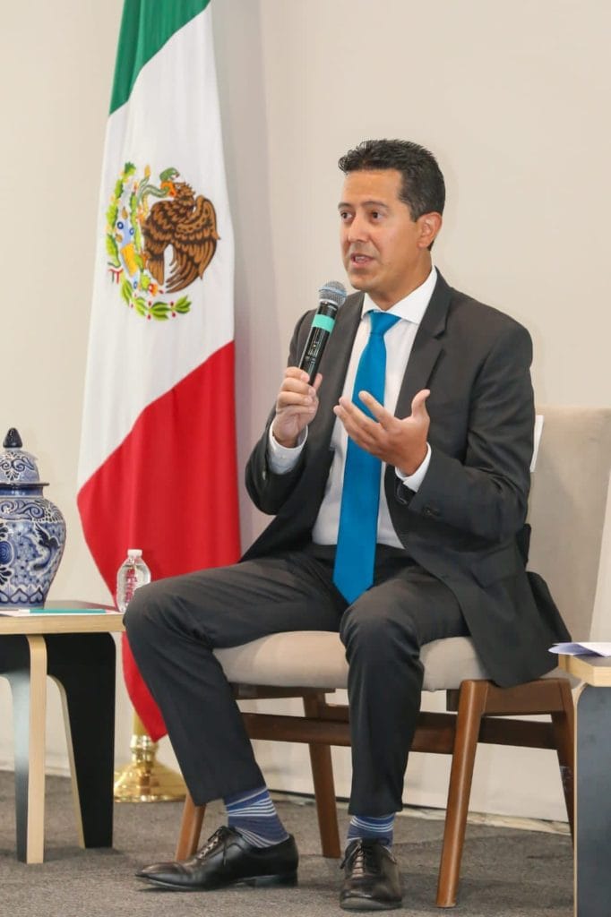 Intel y la Secretaría de Economía refuerzan la cadena de suministro de semiconductores en México