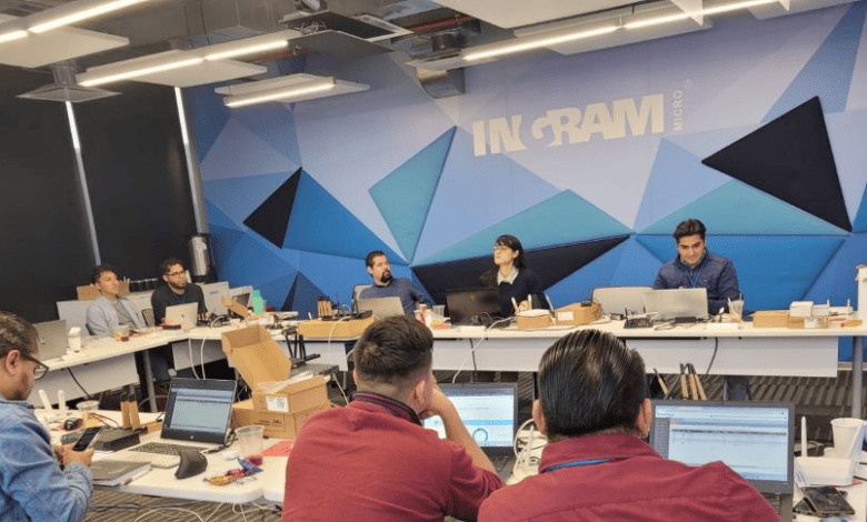 Lo último en capacitación en conectividad inalámbrica: Cradlepoint lanza la primera generación de su programa “Flying to WWAN”
