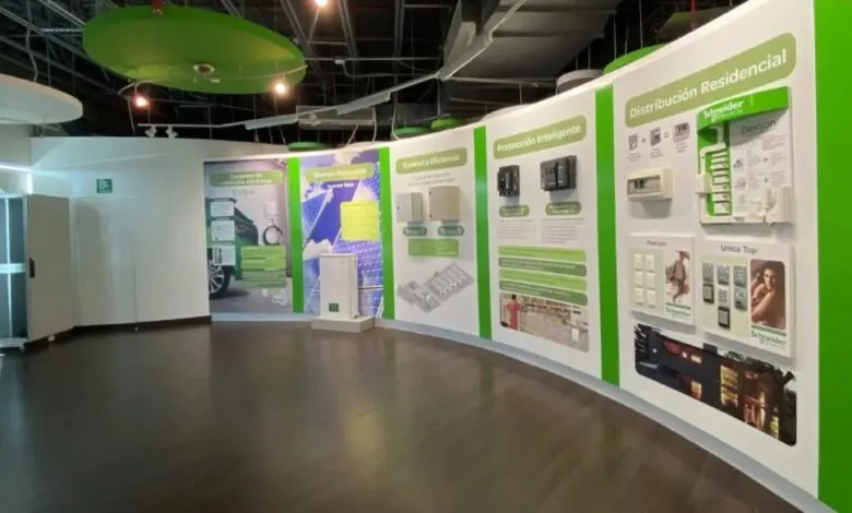 Schneider Electric inaugura su nuevo centro de entrenamiento