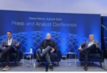 Alex Pujols, Mark Patterson y Neil Anderson en el Cisco Partner Summit que se lleva a cabo en Los Ángeles